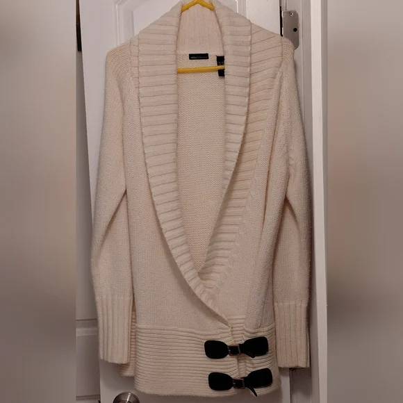 Moda International Cream Cardigan with Black Buckles - Picture 2 of 7